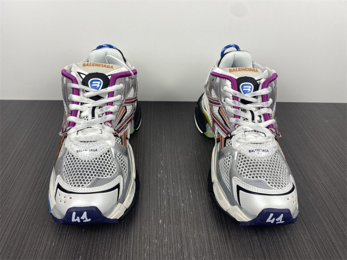 Ba*len*cia*ga runner sneaker