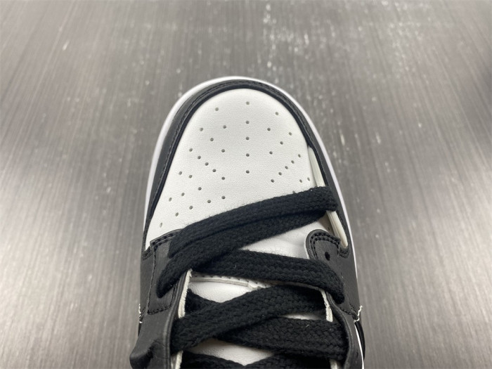 nike dunk low disrupt 2 “panda” dv4024-002