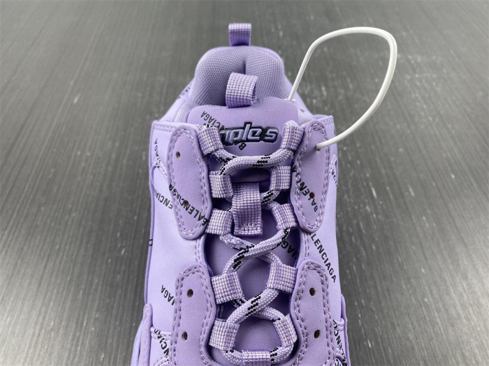Ba*len*cia*ga triple s sneaker 8000028