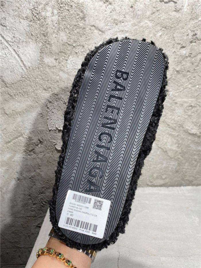 balenciag* sandal bs46