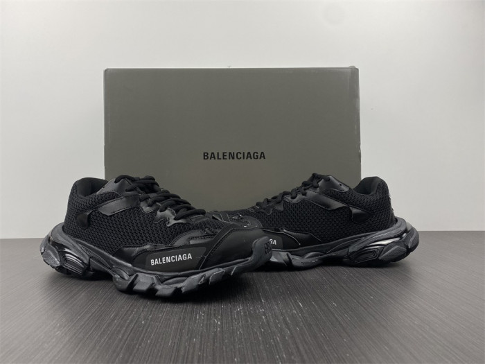 Ba*len*cia*ga track w3rf1 1090