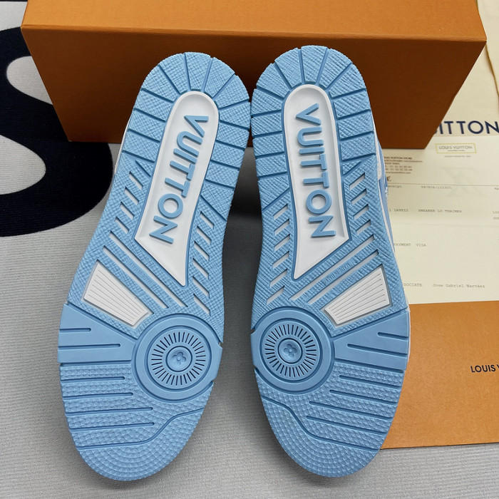 lv snekaers l000093