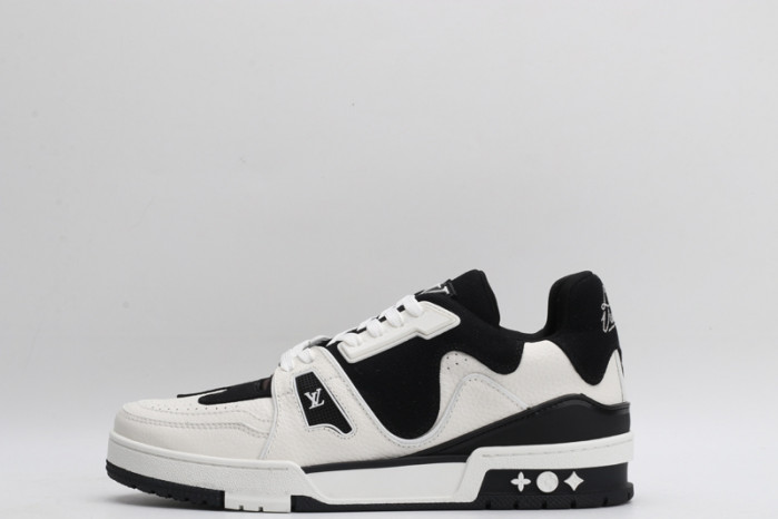 lv snekaers l000055