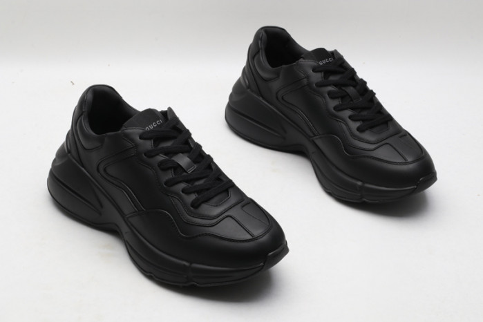 G*u*i* rhyton sneaker