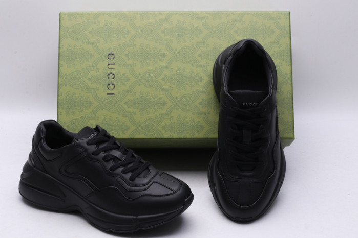 G*u*i* rhyton sneaker
