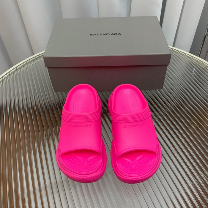 balenciag* sandal bs61