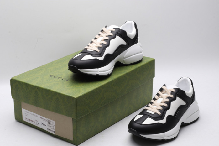 G*u*i* rhyton sneaker
