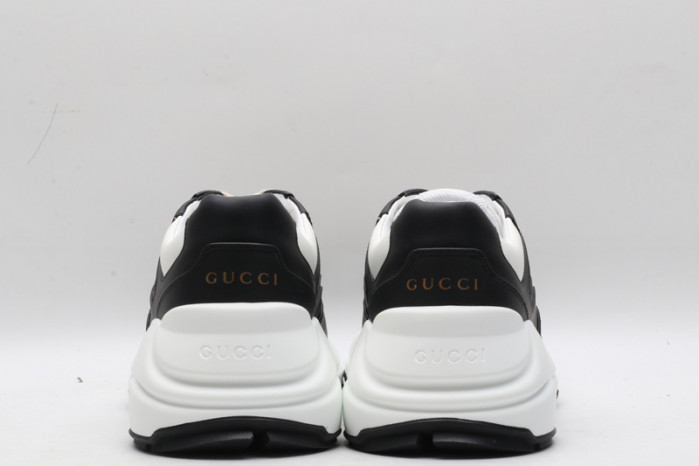 G*u*i* rhyton sneaker