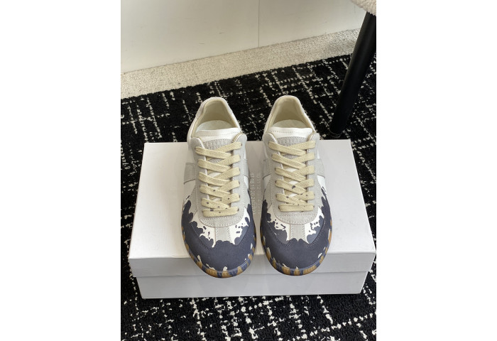 MAISON MARGIELA CALFSKIN S57WS0284