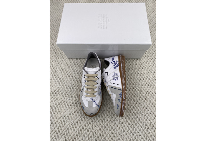 MAISON MARGIELA CALFSKIN S57WS0243
