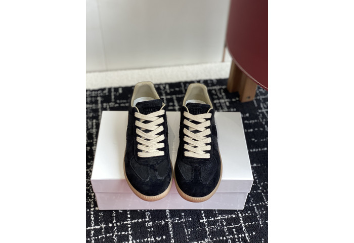 MAISON MARGIELA CALFSKIN S57WS0325