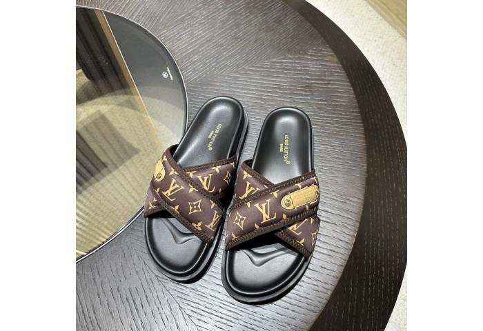 L&V sandal 156