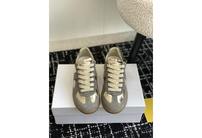 MAISON MARGIELA CALFSKIN S57WS0286