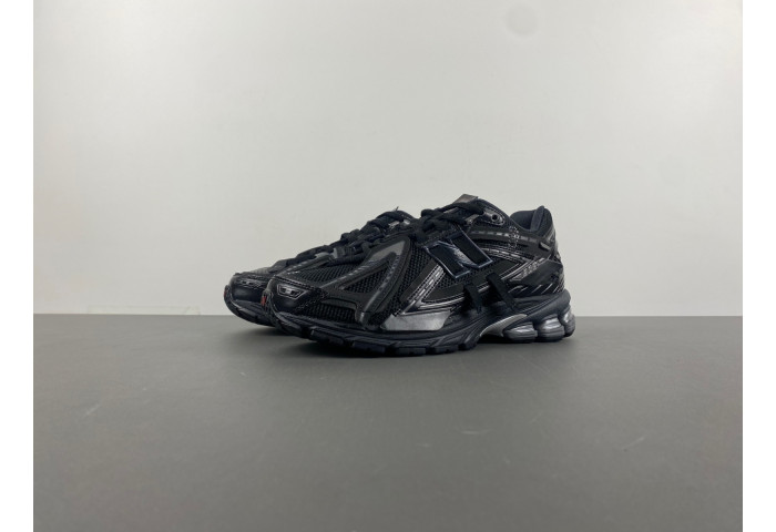 New Balance 1906A Black M1906AF