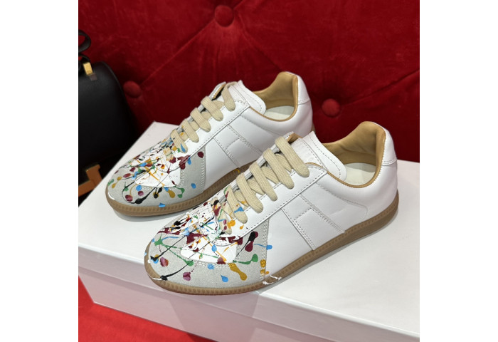 MAISON MARGIELA CALFSKIN S57WS0254