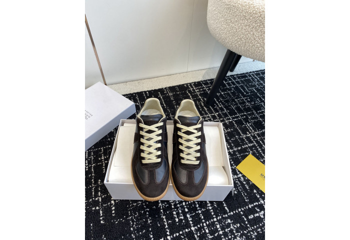 MAISON MARGIELA CALFSKIN S57WS0290