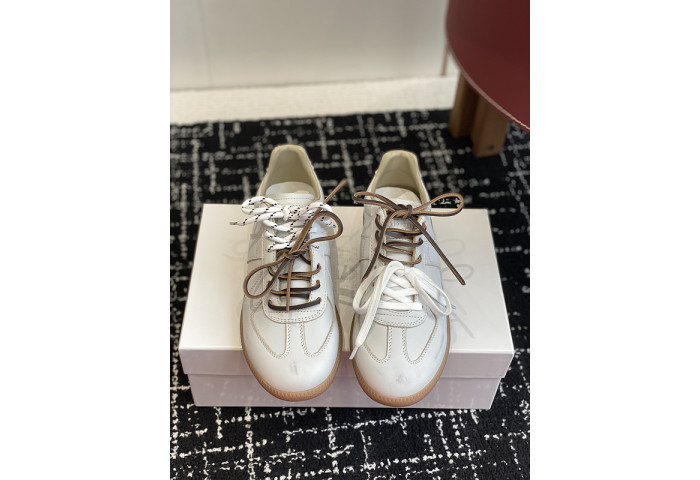 MAISON MARGIELA CALFSKIN S57WS0314