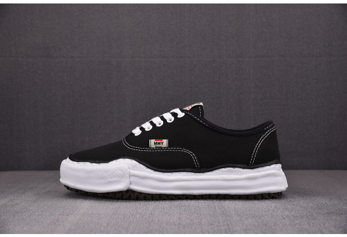 MAISON MIHARA YASUHIRO SNEAKER MMYS10