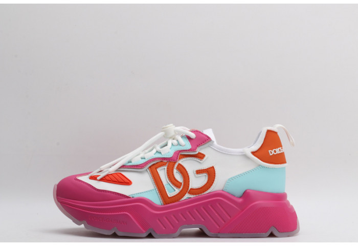 DG Sneaker01