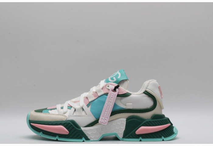 DG Sneaker21