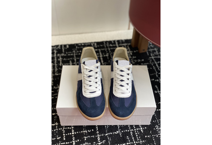 MAISON MARGIELA CALFSKIN S57WS0317