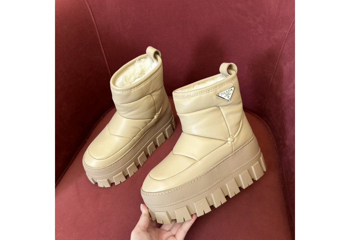 PRAD* boots P130