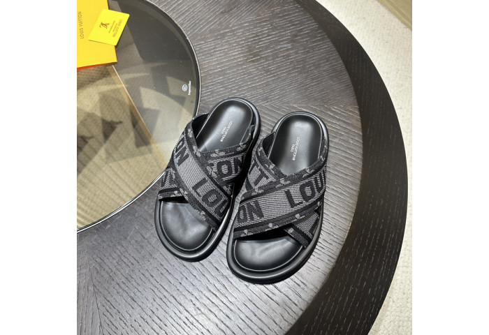 L&V sandal 133