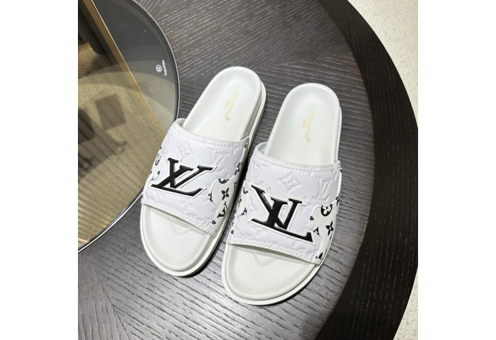 L&V sandal 163