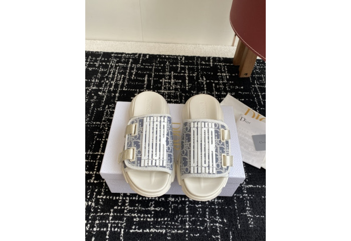 Dio* sandals DS101