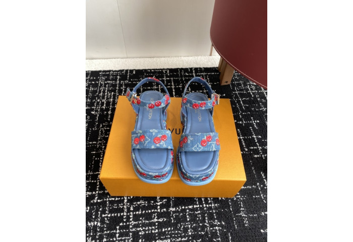 L&V sandal 235