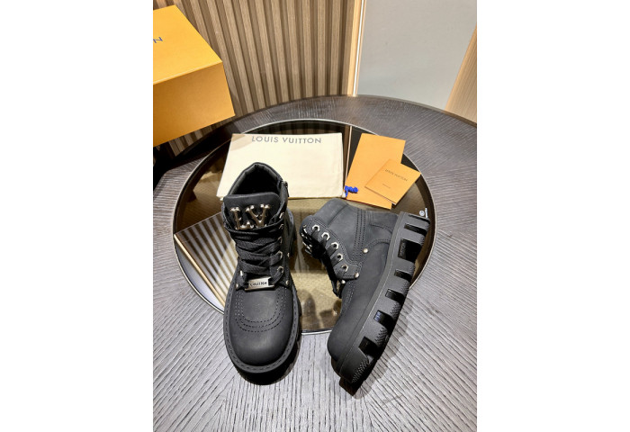 LV Boots L0000391