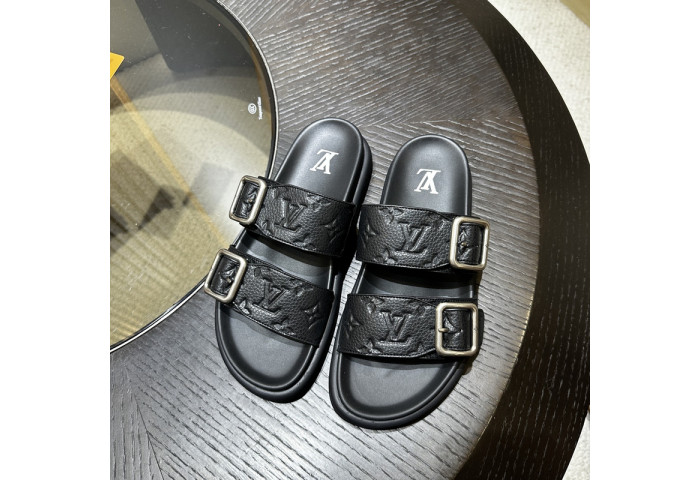 L&V sandal 216