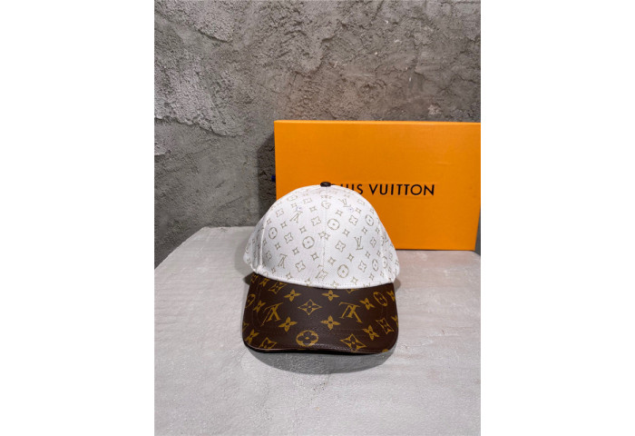 L&V HAT