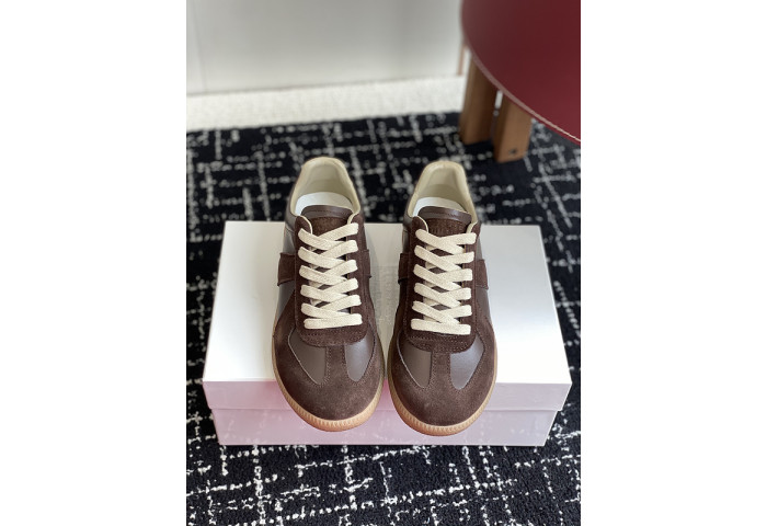 MAISON MARGIELA CALFSKIN S57WS0319