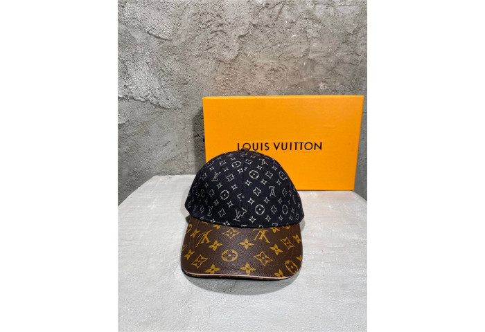 L&V HAT