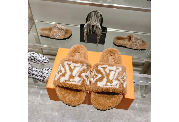 L&V sandal 107