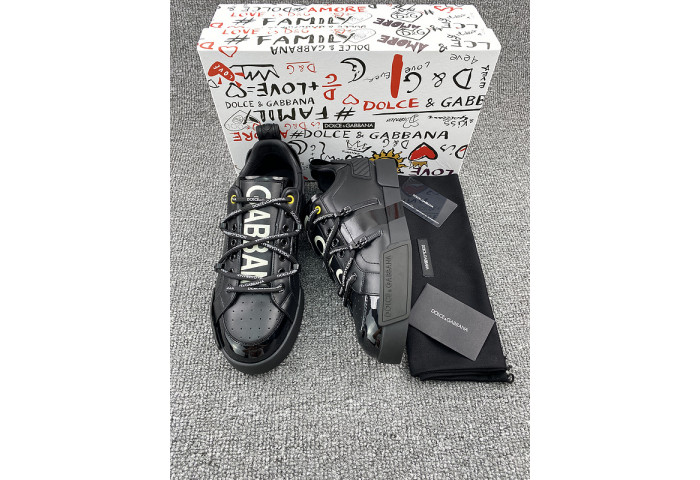 DG Sneaker DG49