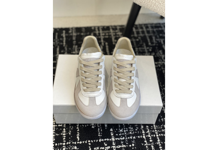 MAISON MARGIELA CALFSKIN S57WS0258