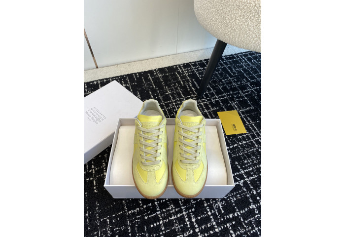 MAISON MARGIELA CALFSKIN S57WS0292