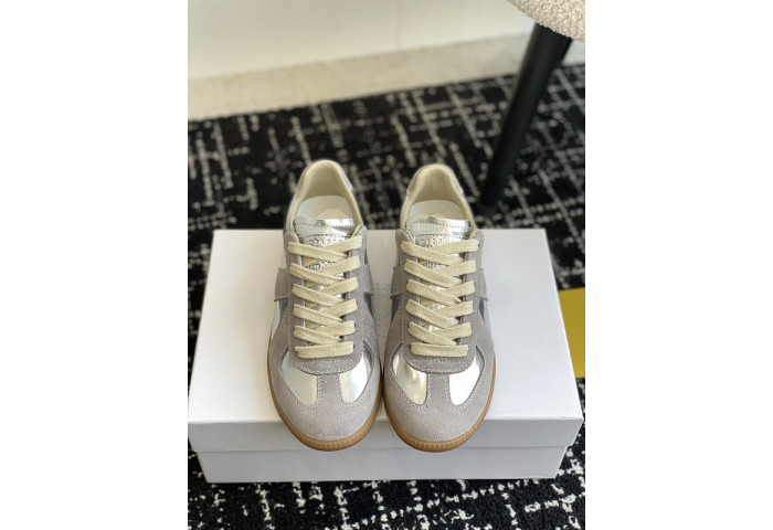 MAISON MARGIELA CALFSKIN S57WS0287