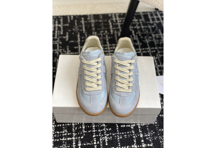 MAISON MARGIELA CALFSKIN S57WS0276