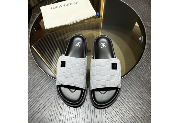 L&V sandal 187