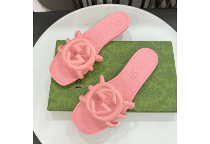 Gucc* Sandal149