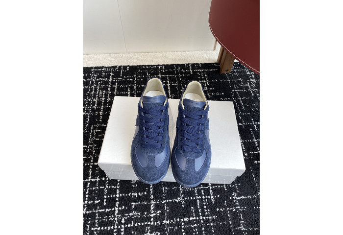 MAISON MARGIELA CALFSKIN S57WS0306