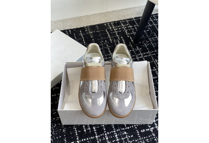 MAISON MARGIELA CALFSKIN S57WS0281