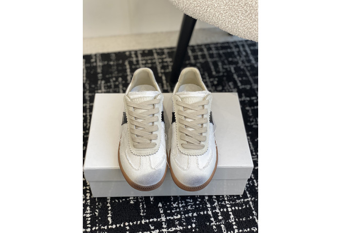 MAISON MARGIELA CALFSKIN S57WS0260