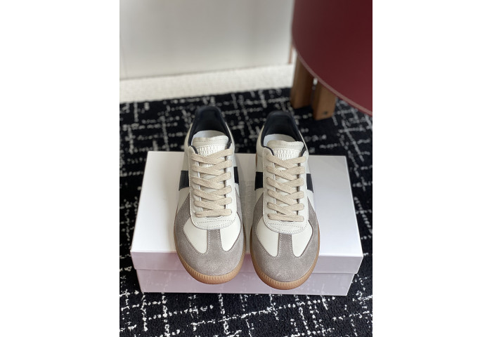 MAISON MARGIELA CALFSKIN S57WS0321