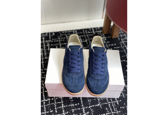 MAISON MARGIELA CALFSKIN S57WS0326