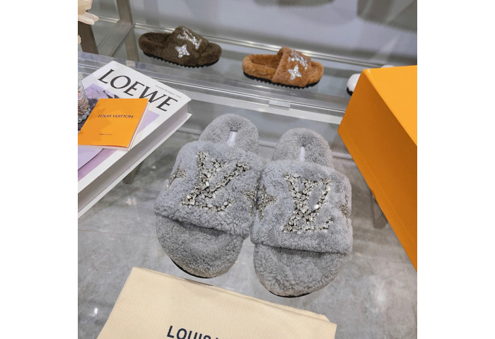 L&V sandal 102