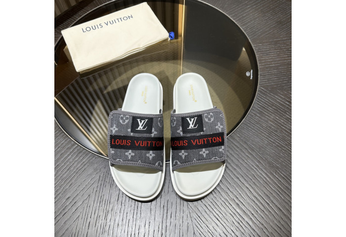 L&V sandal 199